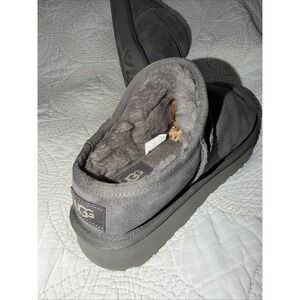 UGG Classic Suede Shearling Lined SlipOn Slippers Dark Gray Women's 9US/7UK/40EU